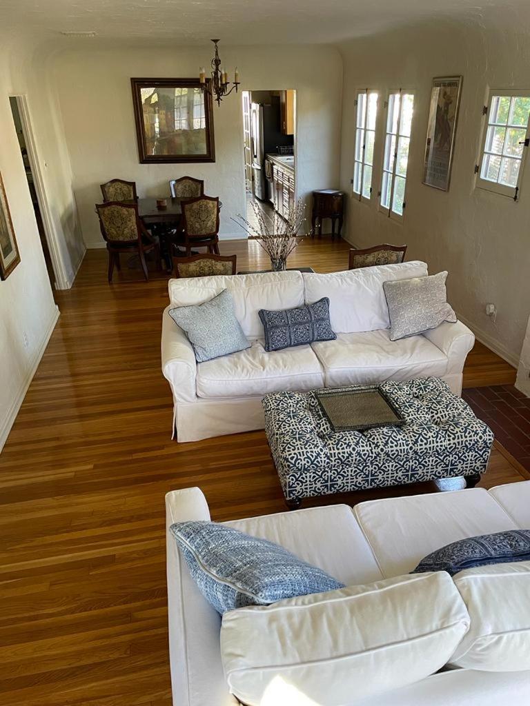 House, Walking Distance From Universal Los Ángeles